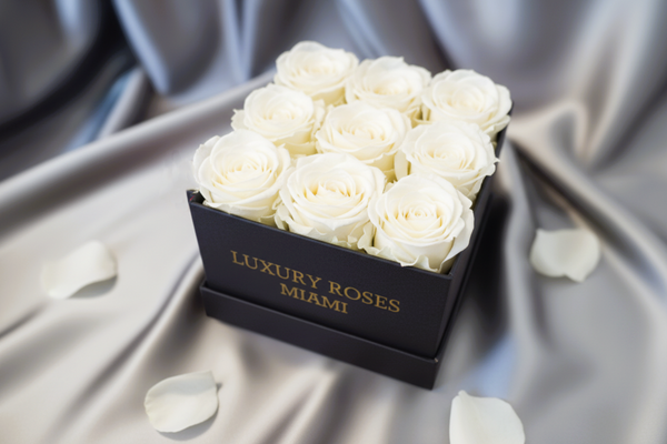 Preserved Roses Square Box – 9