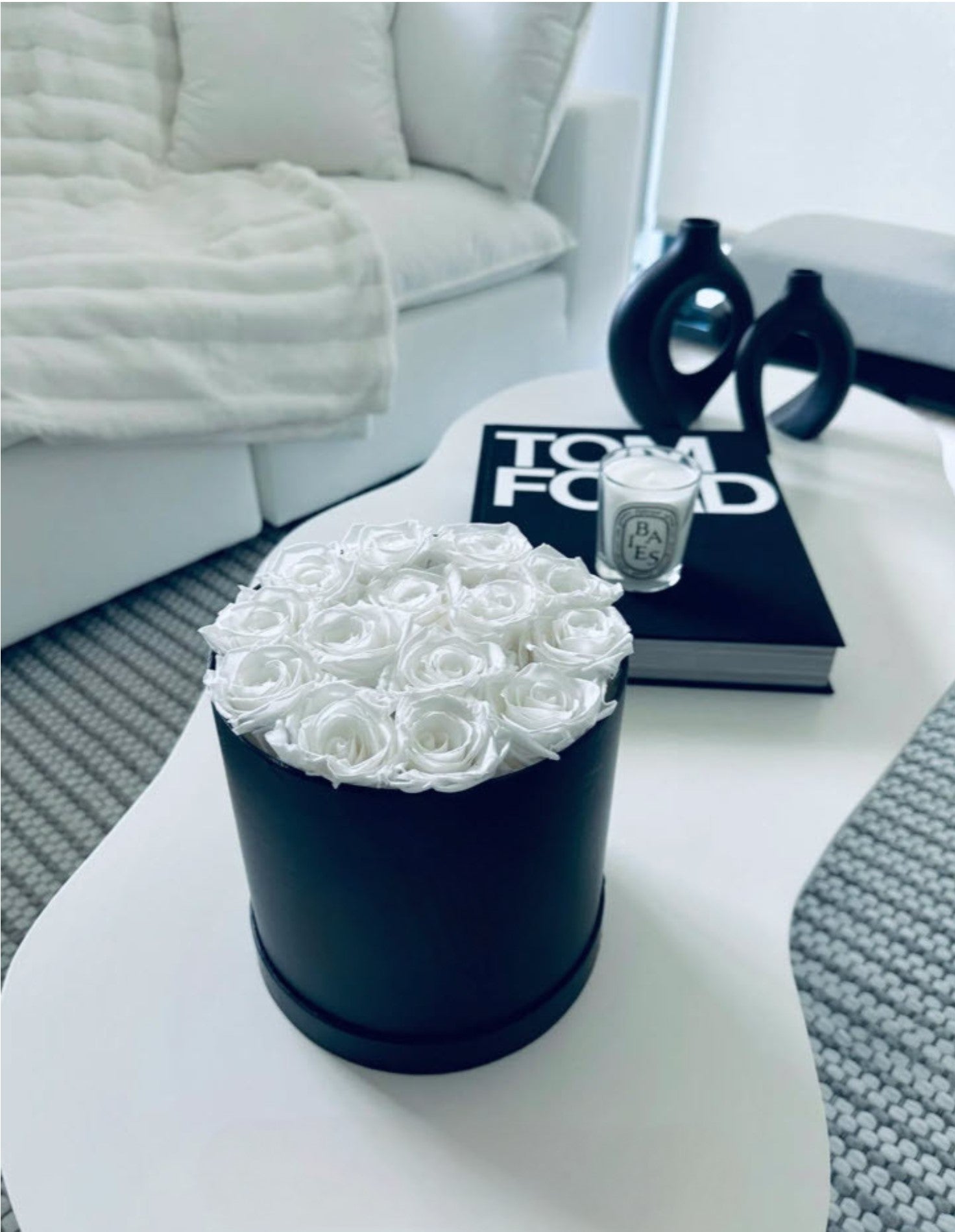 Small Round Box - Long Lasting Roses