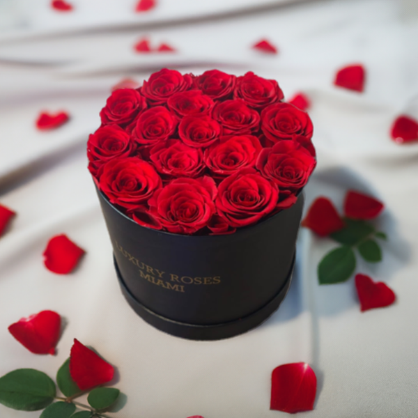 Round Box - Long Lasting Roses