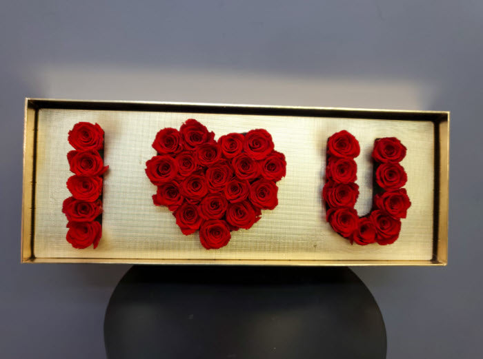 Acrylic I Love You Box - Long Lasting Roses