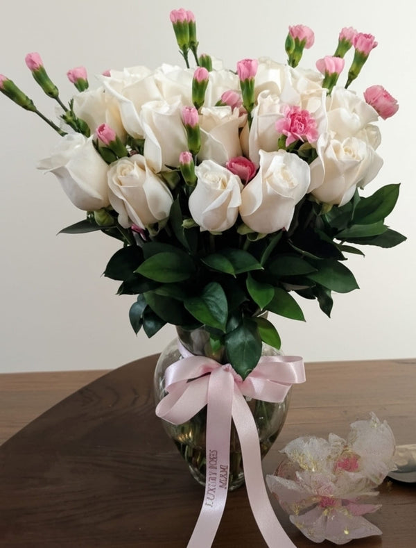2 Dozen Fresh Cut Roses